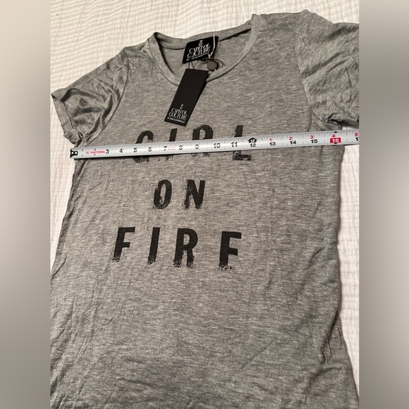 Capitol Couture Girl on Fire Tee - NWT - Size XS - Picture 9 of 9